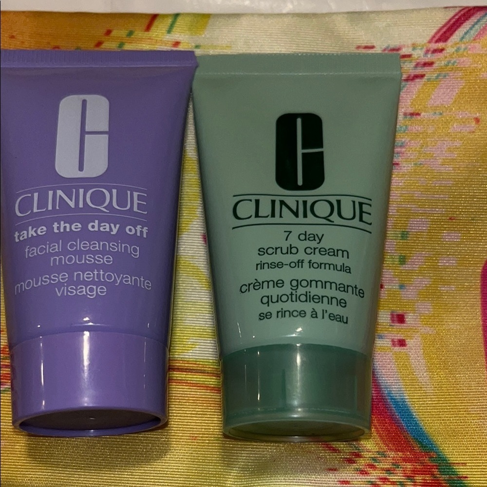 🆕 Clinique Makeup Bag Facial Cleansing Mousse and Scrub Cream Set